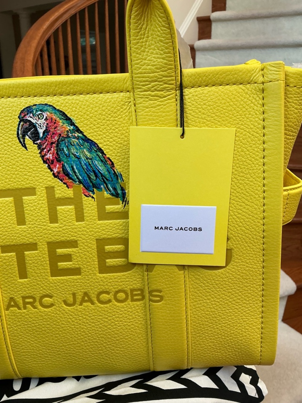 NWT MARC JACOBS CUSTOM PAINTED PARROT YELLOW MEDIUM LEATHER TOTE BAG - Picture 7 of 16